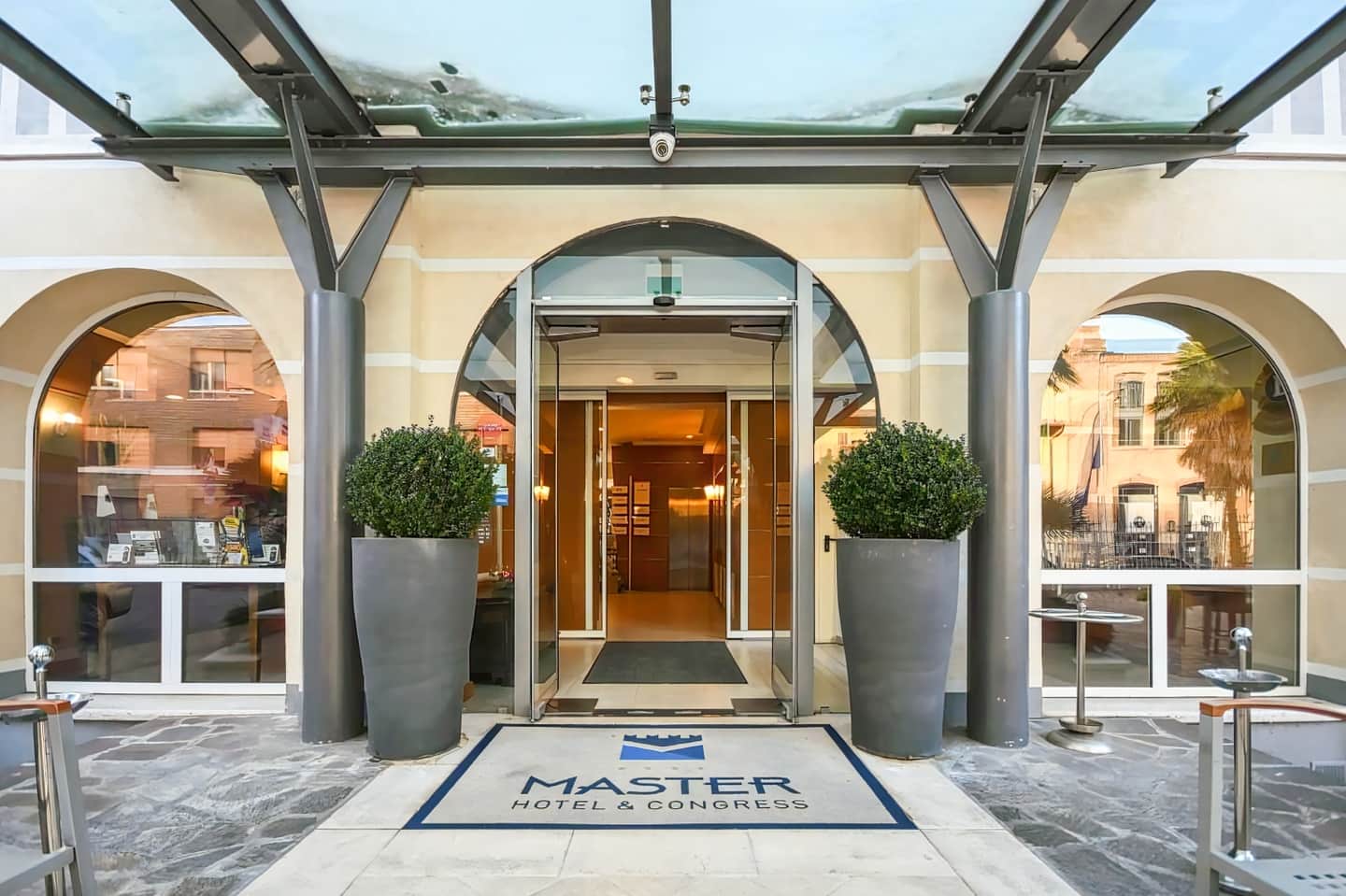 Hotel Master
