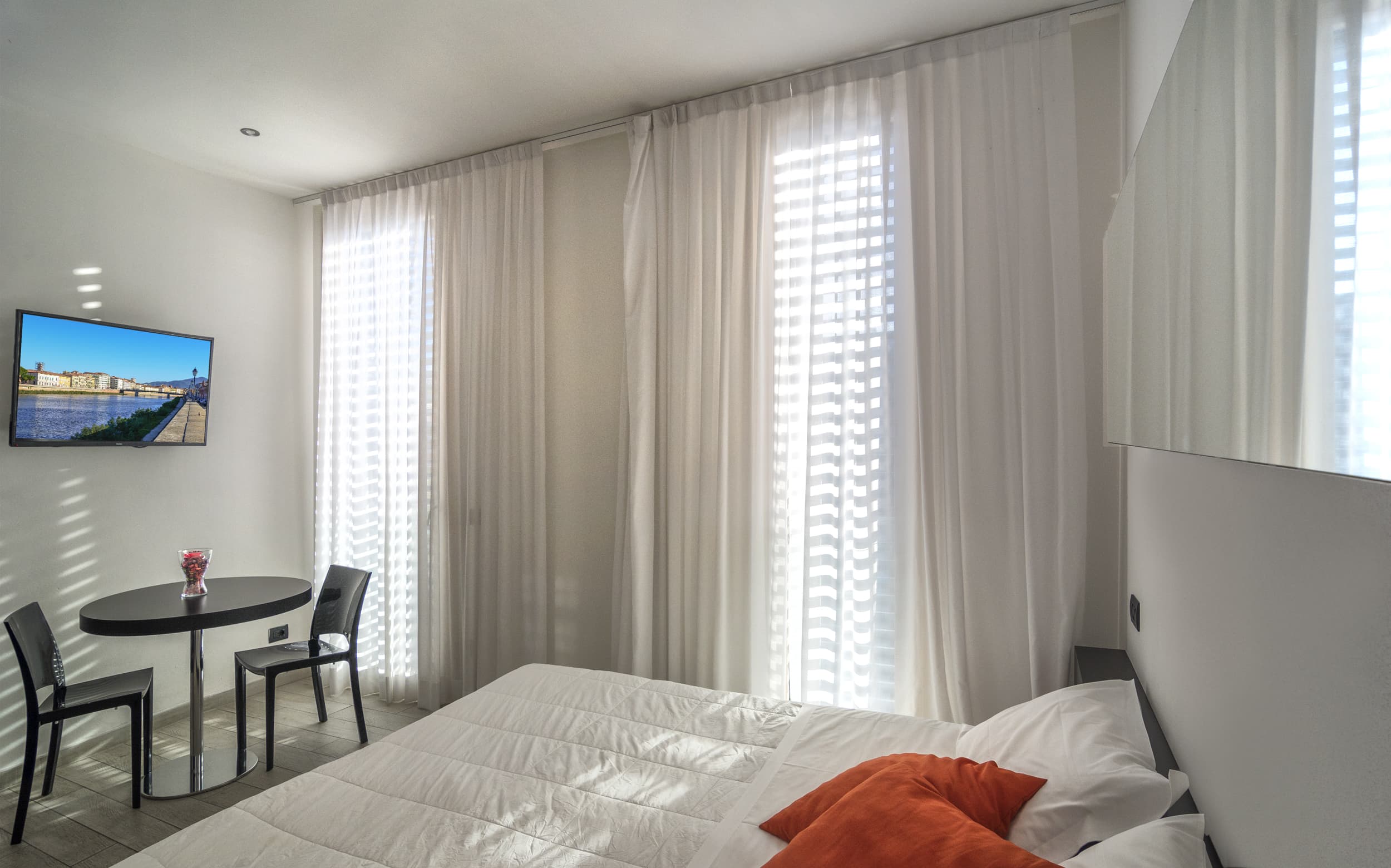 Blue Shades ApartHotel