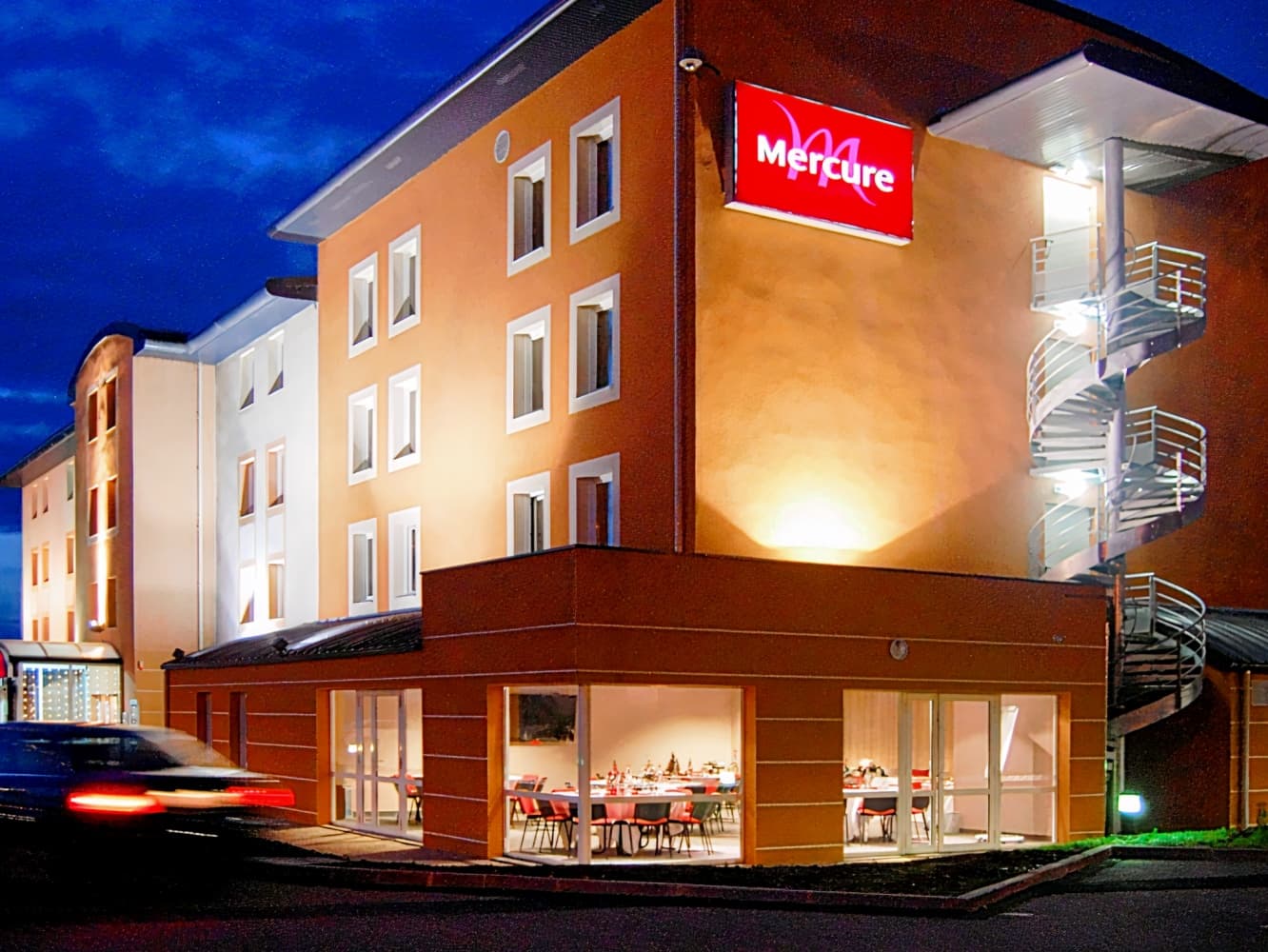 Mercure Lyon Est Chaponnay Hotel