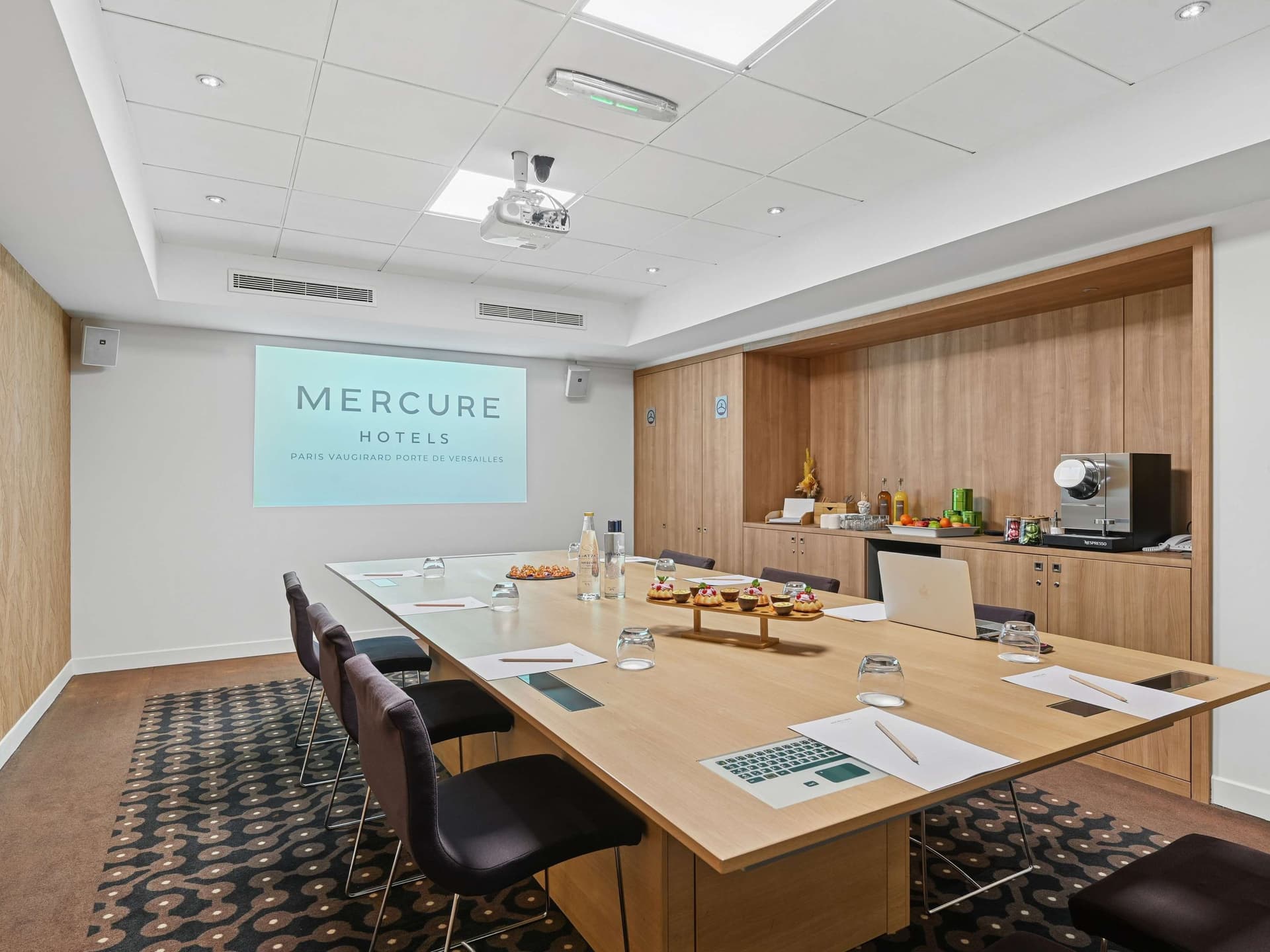 Mercure Paris Vaugirard Porte de Versailles Hotel