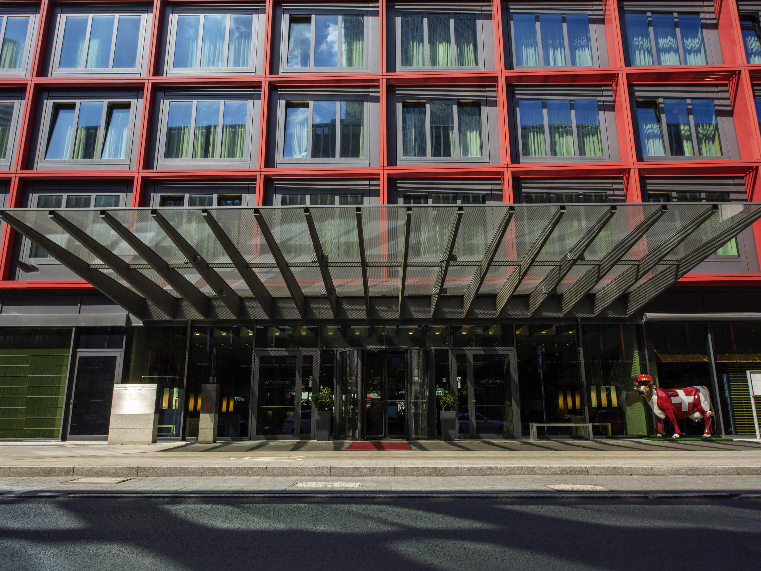 Mövenpick Hotel Frankfurt City