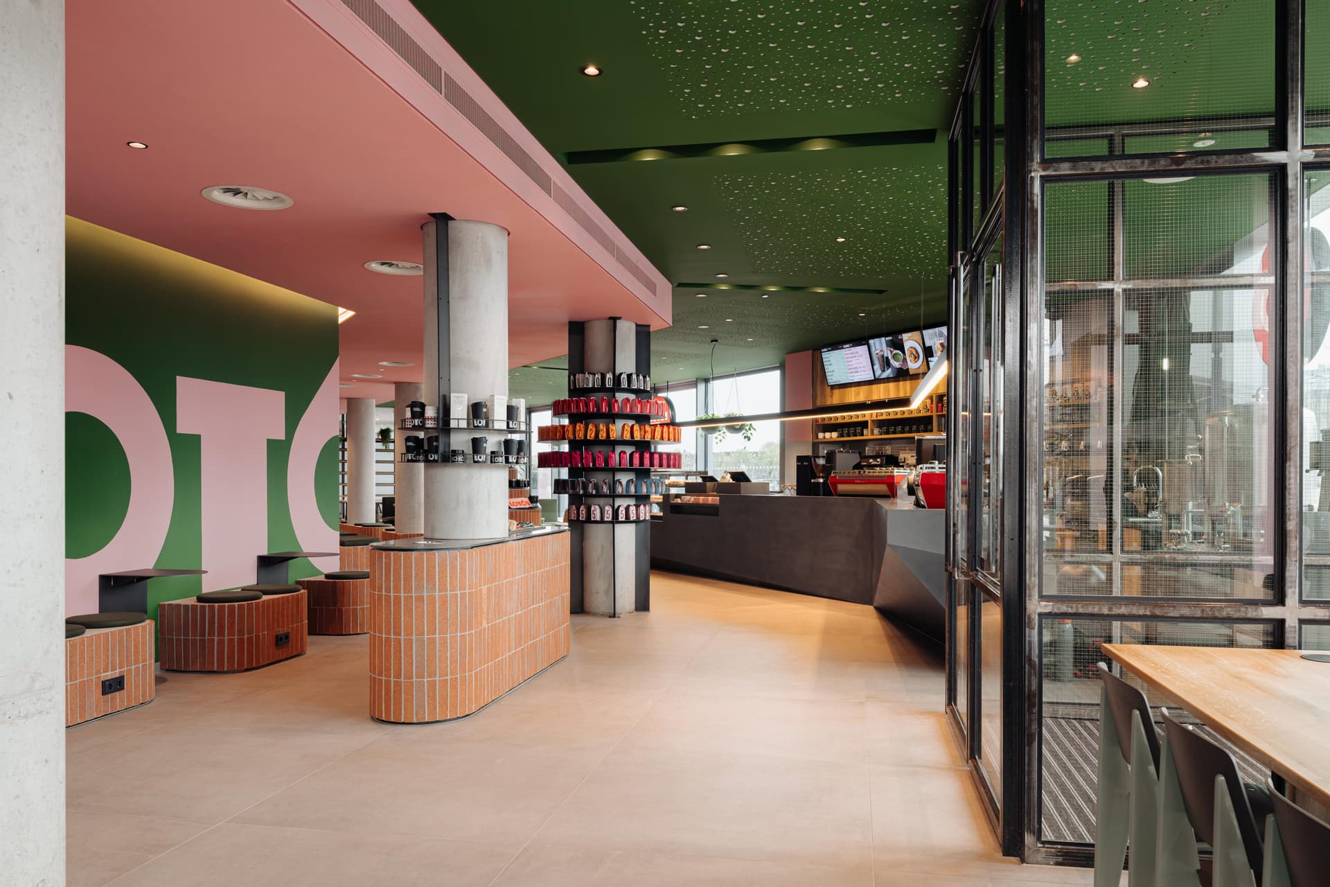 DoubleTree by Hilton Amsterdam Centraal Station