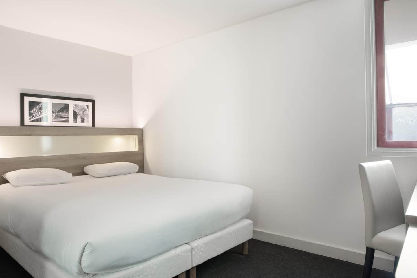 Kyriad Paris Est Bois de Vincennes