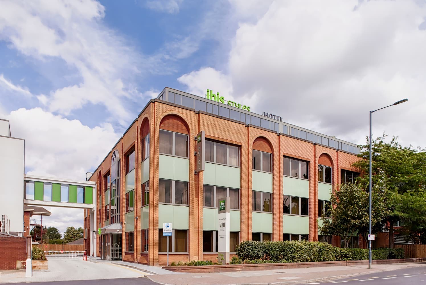 ibis Styles London Heathrow Airport