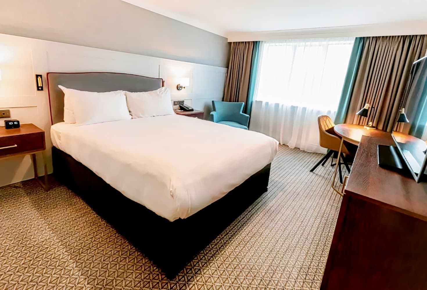 DoubleTree by Hilton, St. Anne’s Manor