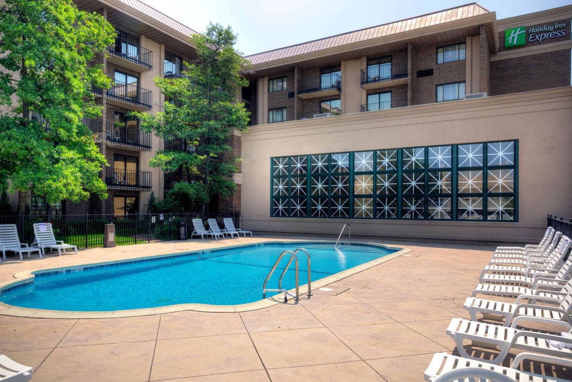 Holiday Inn Express Rolling Meadows-Schaumburg Area, an IHG Hotel