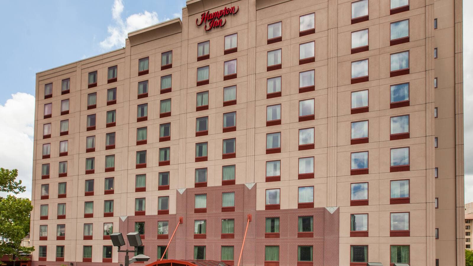 Hampton Inn New York - LaGuardia Airport