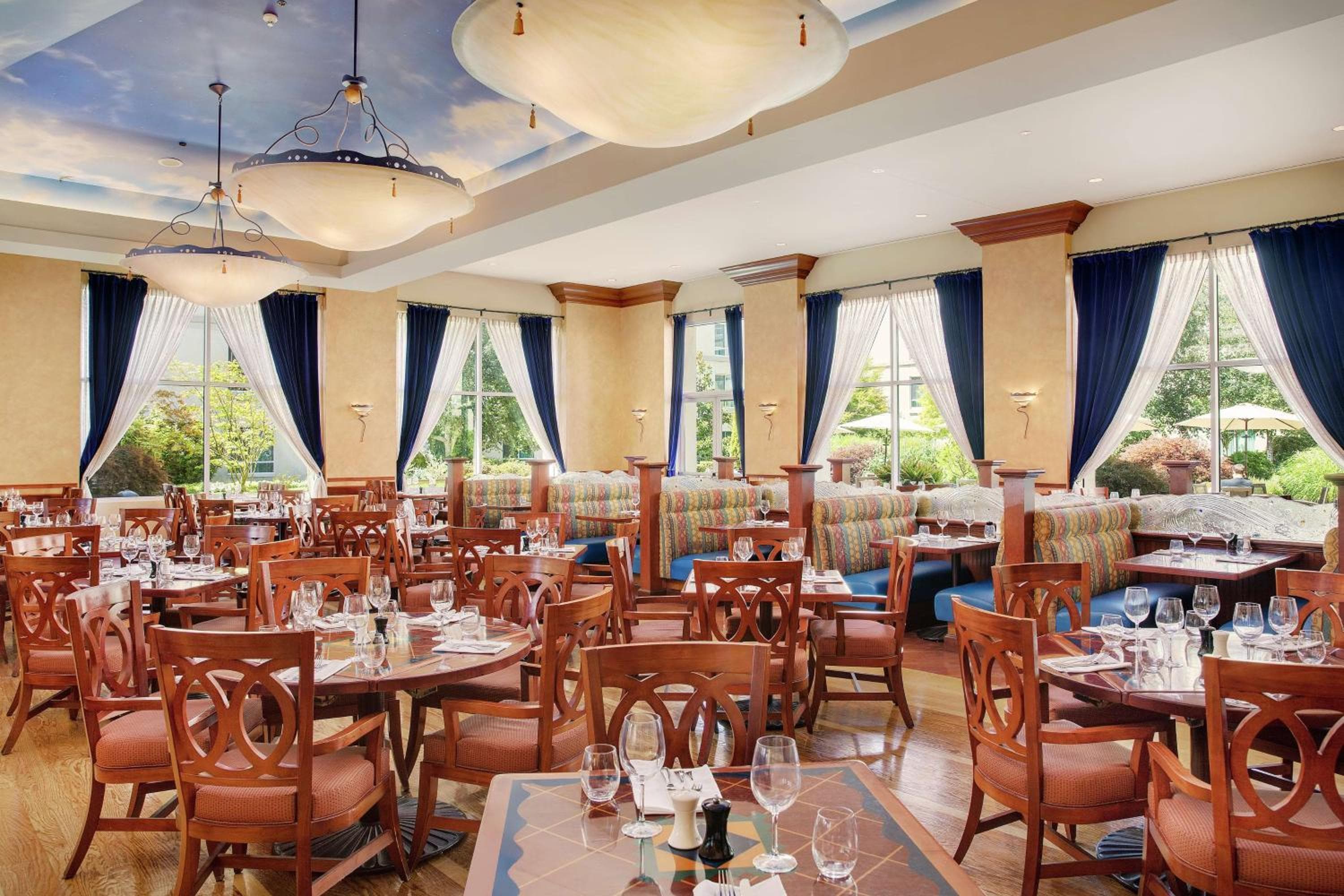 Hilton Seattle Airport & Conference Center