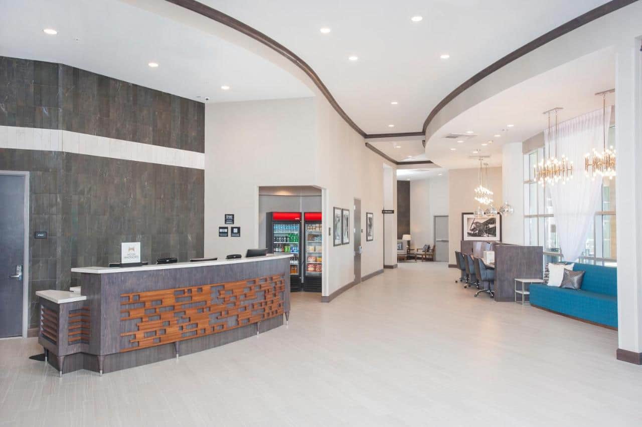 Hampton Inn & Suites LAX El Segundo